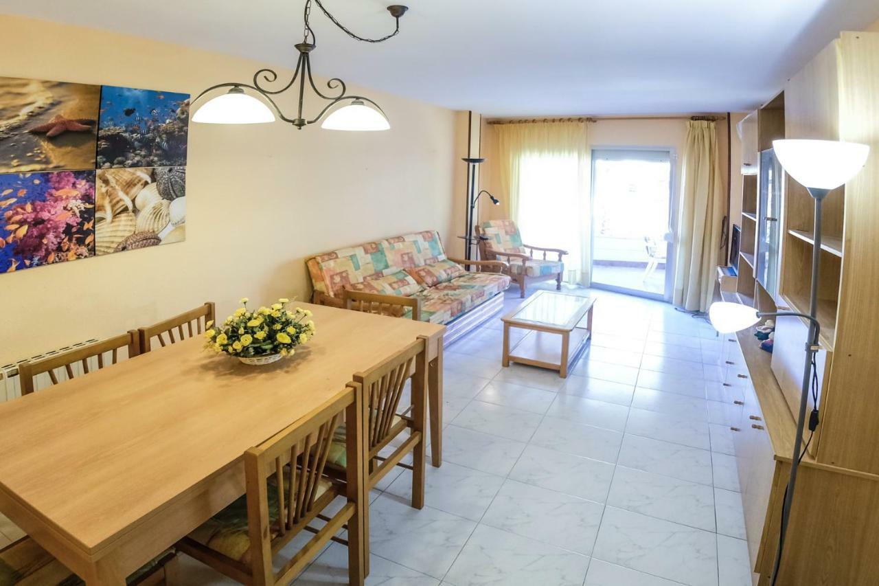 Apartamentos Marina Sol De Espana Камбрильс Экстерьер фото