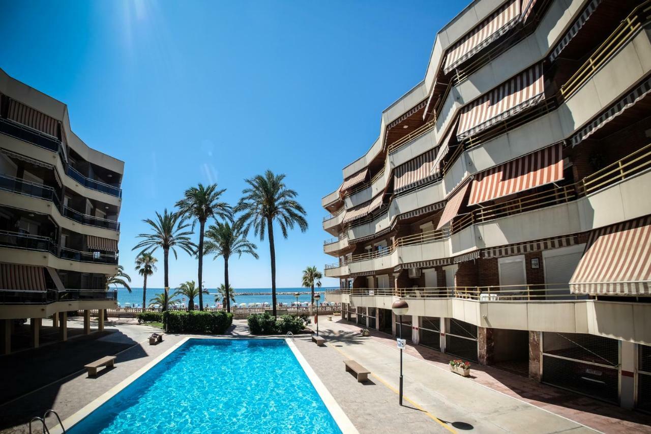 Apartamentos Marina Sol De Espana Камбрильс Экстерьер фото